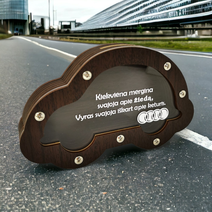 Taupyklė " Kiekviena mergina savoja apie žiedą,...